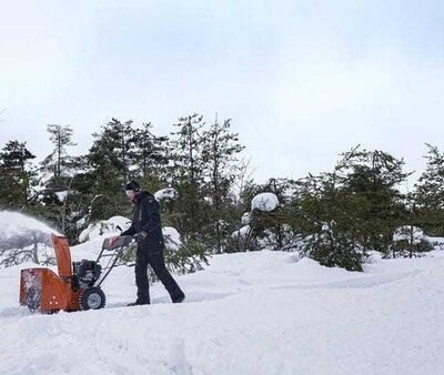 FRAISE À NEIGE HUSQVARNA ST 124