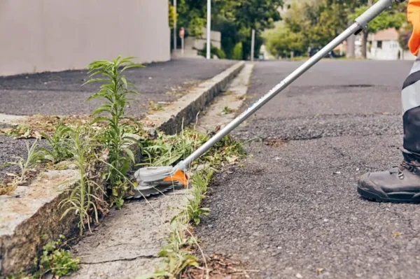 COMBISYSTÈME À BATTERIE STIHL- KMA 130 R – Image 2