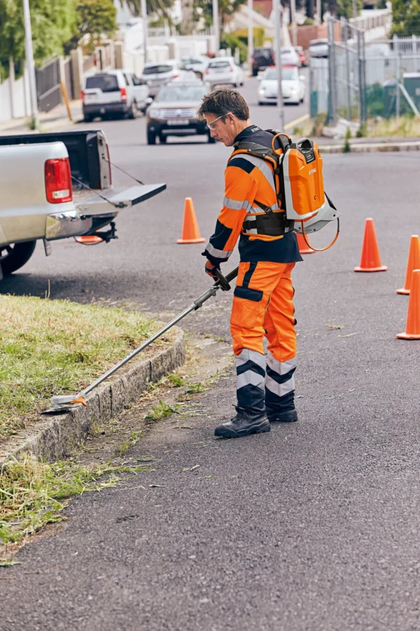 COMBISYSTÈME À BATTERIE STIHL- KMA 130 R – Image 4