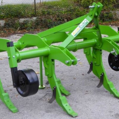 Décompacteur agricole sur tracteur AgriEuro serie 170 Standard à 5 dents – avec roues en acier