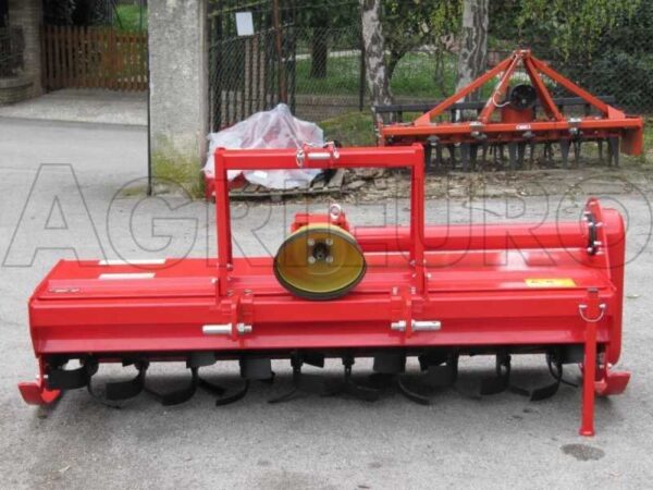 Fraise pour tracteur série médium AgriEuro UR 204 – cardan à friction professionnel – Image 4