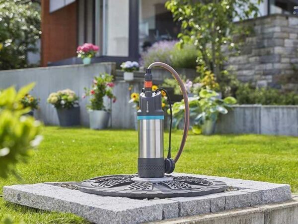 Pompe immergée à pression Gardena 5900/4 inox – pour eaux claires – 900W – Image 3