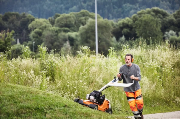 Tondeuse thermique STIHL EASYBAC – RM 756 GC – Image 6