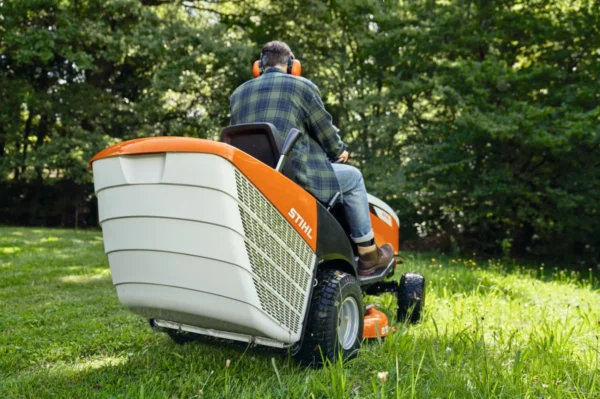 Tondeuse autoportée STIHL RT 5097 Z – Image 9